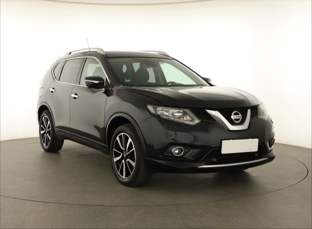 Nissan X-Trail 2015