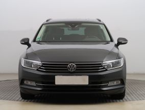 Volkswagen Passat - 2015