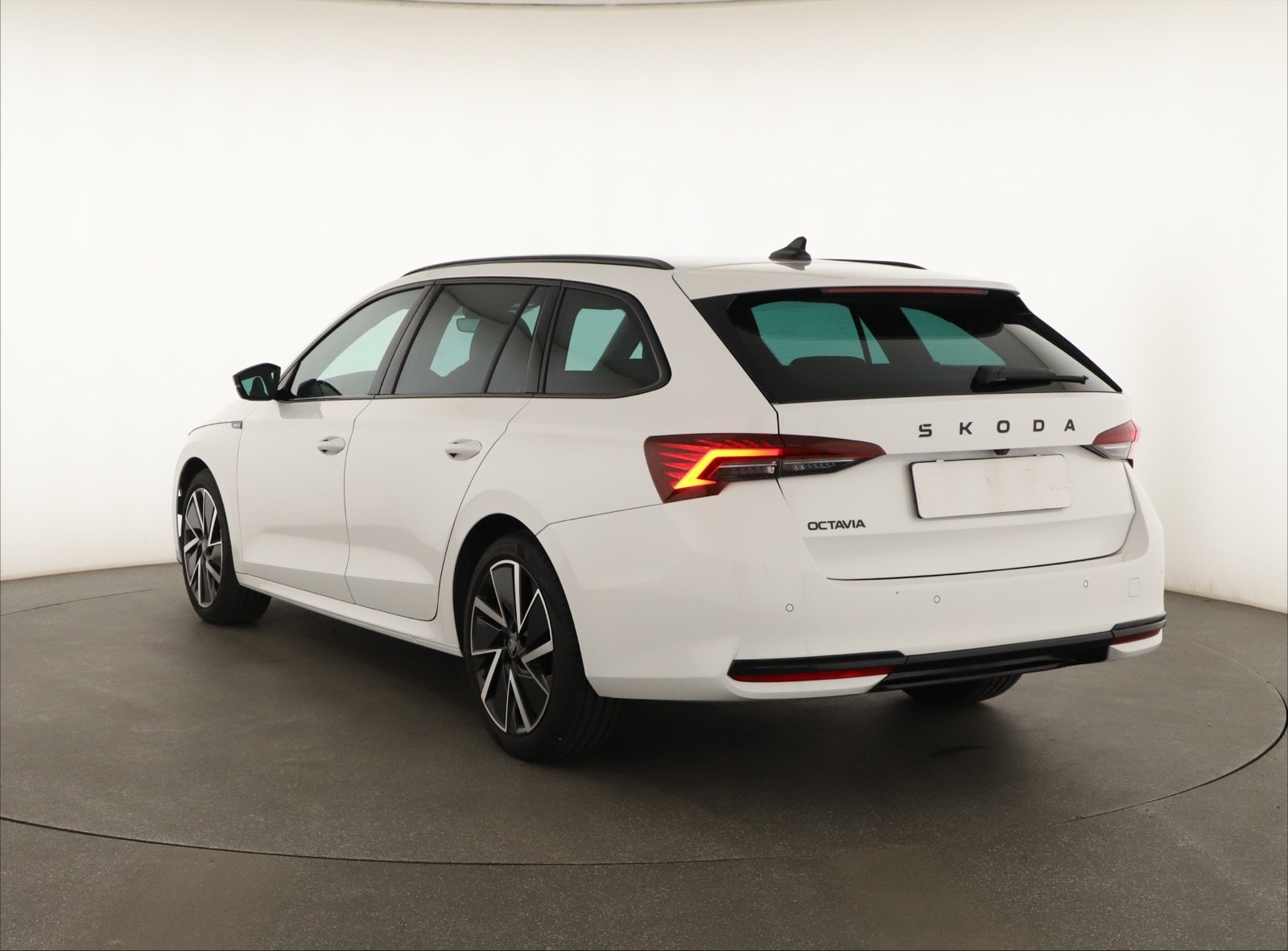Škoda Octavia - 2025