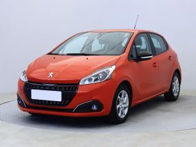 Peugeot 208 - 2015