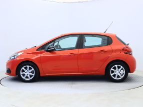 Peugeot 208 - 2015