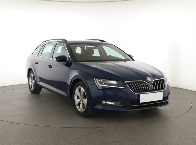 Škoda Superb 2016