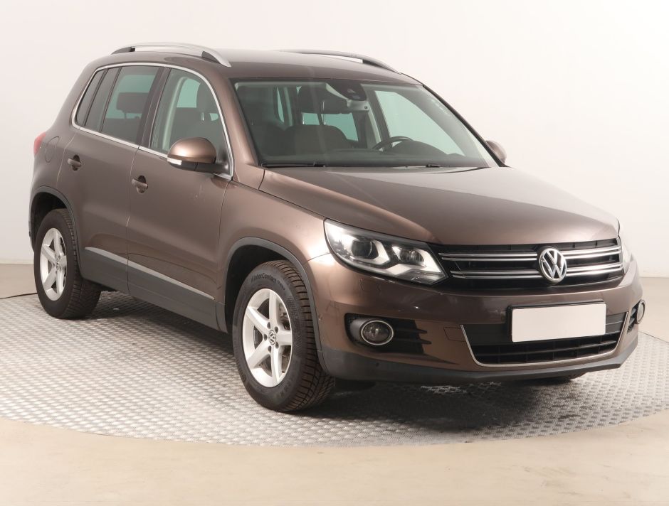 Volkswagen Tiguan - 2014