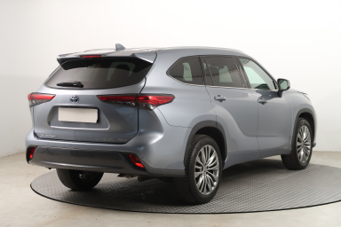 Toyota Highlander - 2022