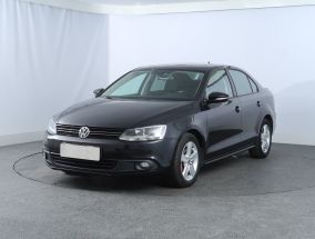 Volkswagen Jetta - 2012