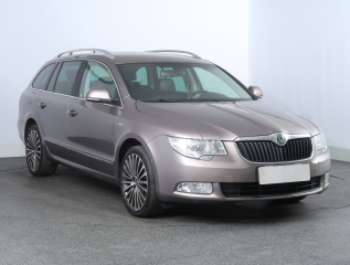 Škoda Superb, 2012