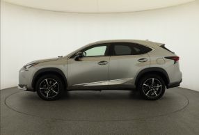 Lexus NX - 2015