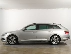 Skoda Superb - 2021