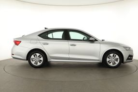 Škoda Octavia - 2023
