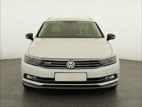 Volkswagen Passat - 2015