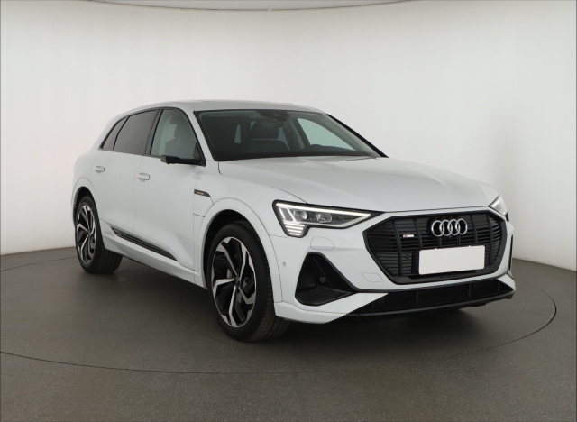 Audi e-tron e-tron 50 quattro, 2021
