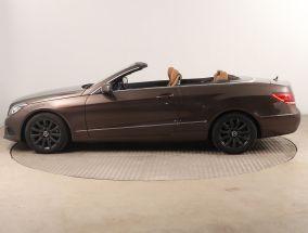 Mercedes-Benz E - 2014