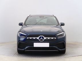Mercedes-Benz GLA - 2021