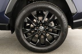 Toyota RAV 4 - 2024