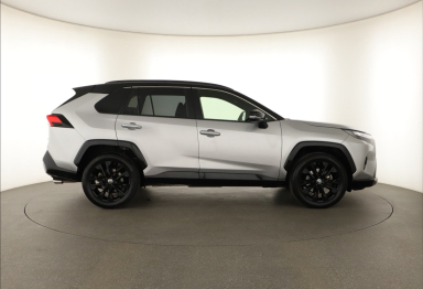 Toyota RAV 4 - 2024