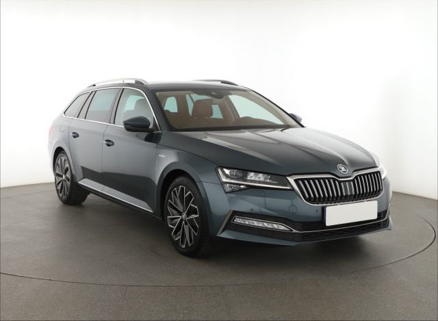 Škoda Superb 2021