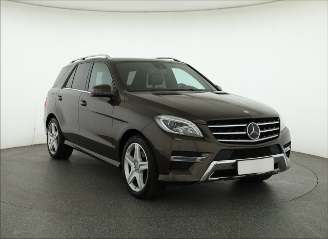 Mercedes-Benz ML 350 BlueTEC, 2012