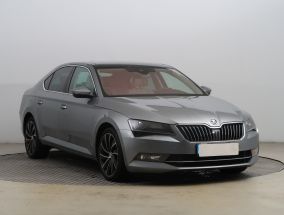 Škoda Superb - 2016