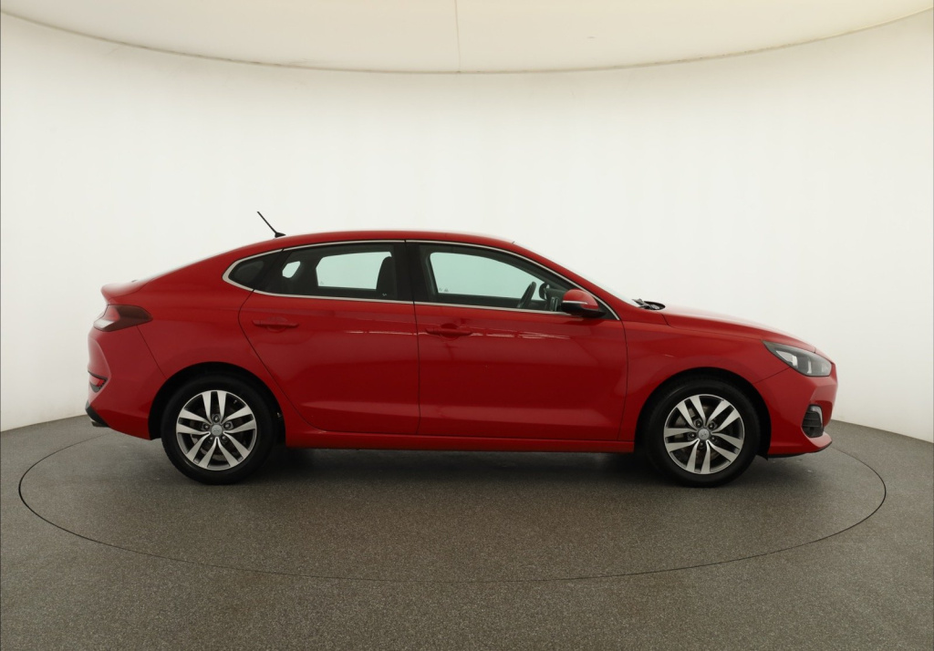 Hyundai i30 Fastback