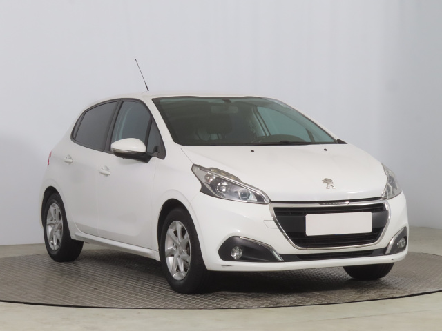 Peugeot 208 2016