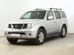 Nissan Pathfinder - 2007