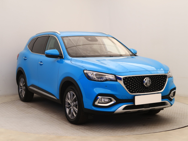 MG HS 2023