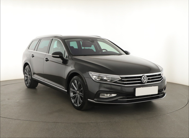 Volkswagen Passat 2021
