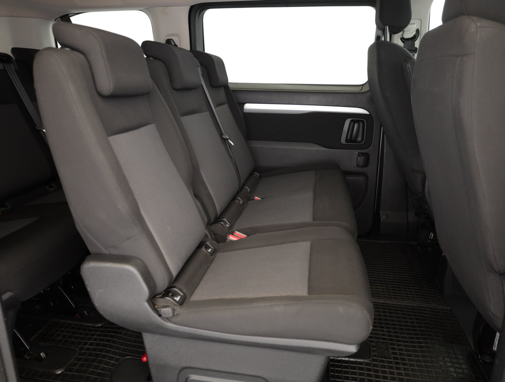 Peugeot Traveller