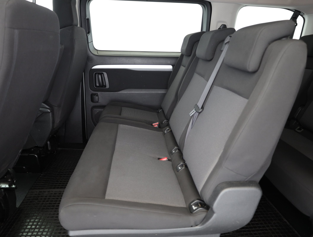 Peugeot Traveller
