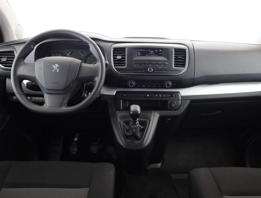 Peugeot Traveller