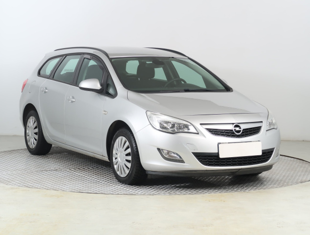 Opel Astra 2011