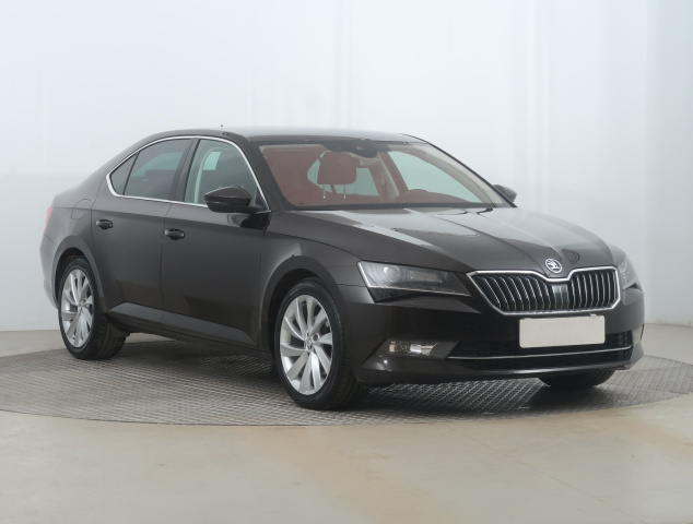 Škoda Superb 2019