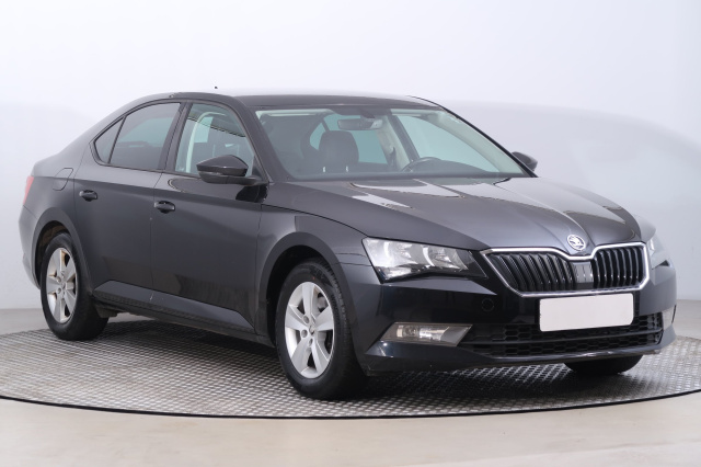 Škoda Superb 2017