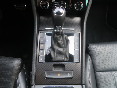 Škoda Superb - 2020