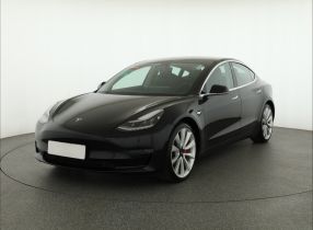 Tesla Model 3 - 2019