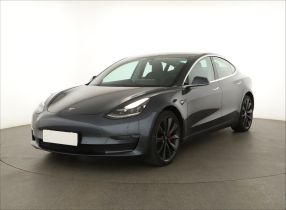 Tesla Model 3 - 2019