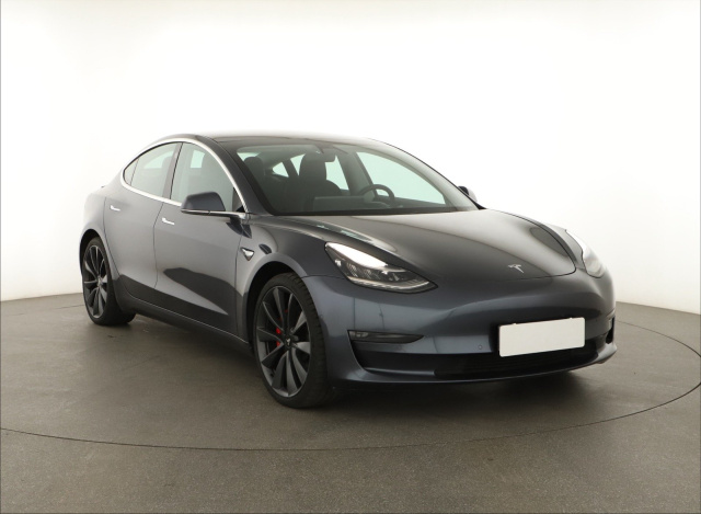 Tesla Model 3 2019