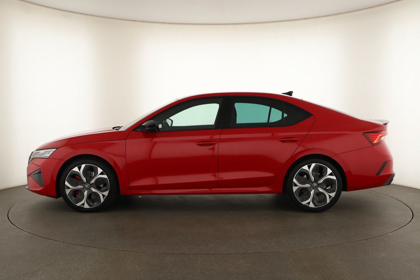 Škoda Octavia - 2025