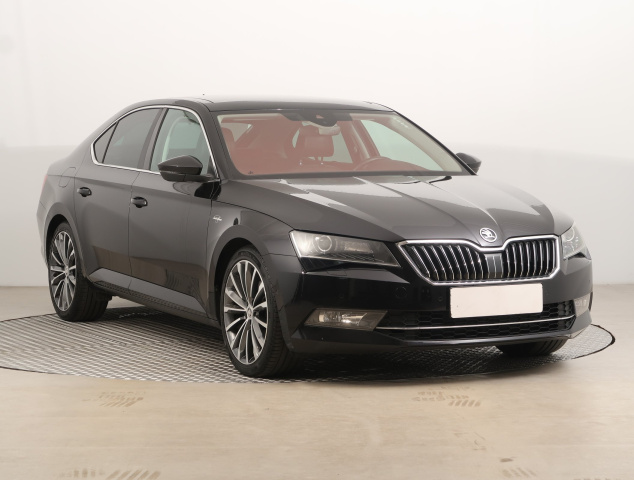 Škoda Superb 2016