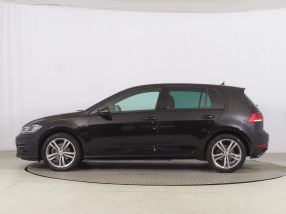 Volkswagen Golf - 2017