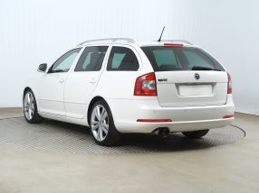 Skoda Octavia - 2011