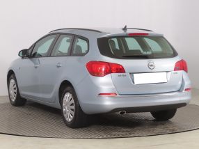 Opel Astra - 2015