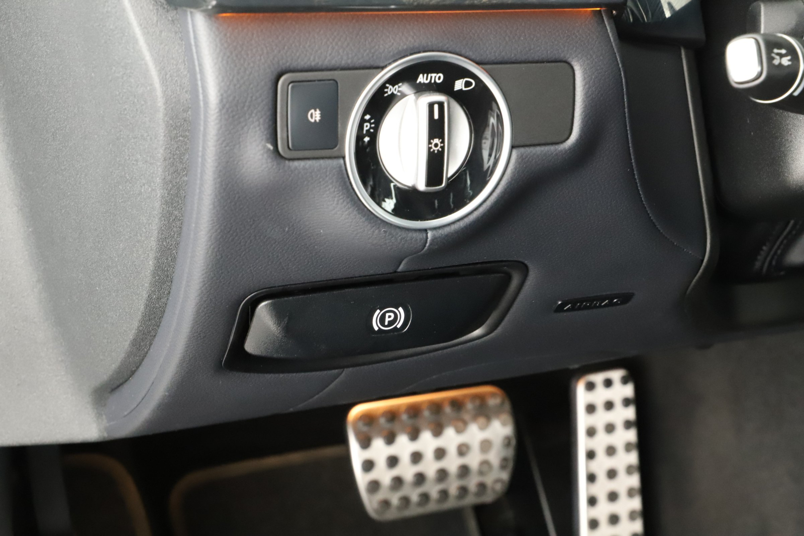 Mercedes-Benz CLS - 2016