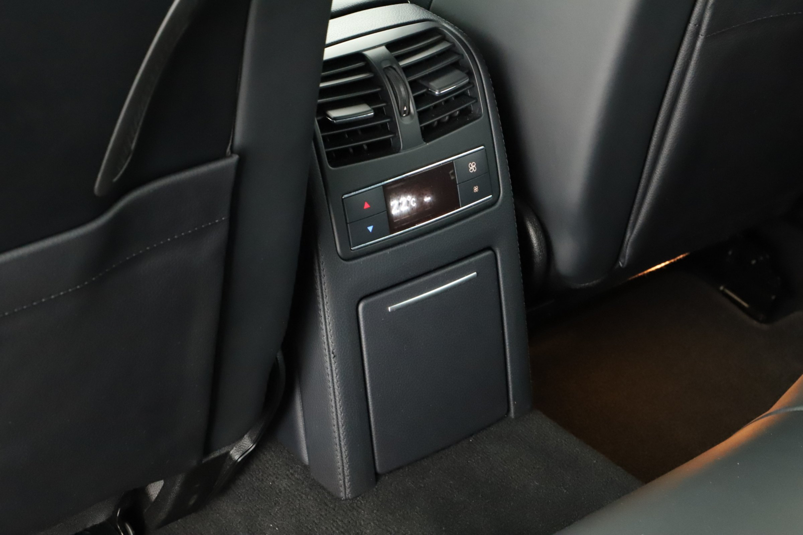 Mercedes-Benz CLS - 2016