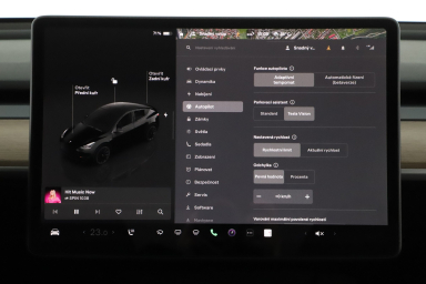 Tesla Model Y - 2022