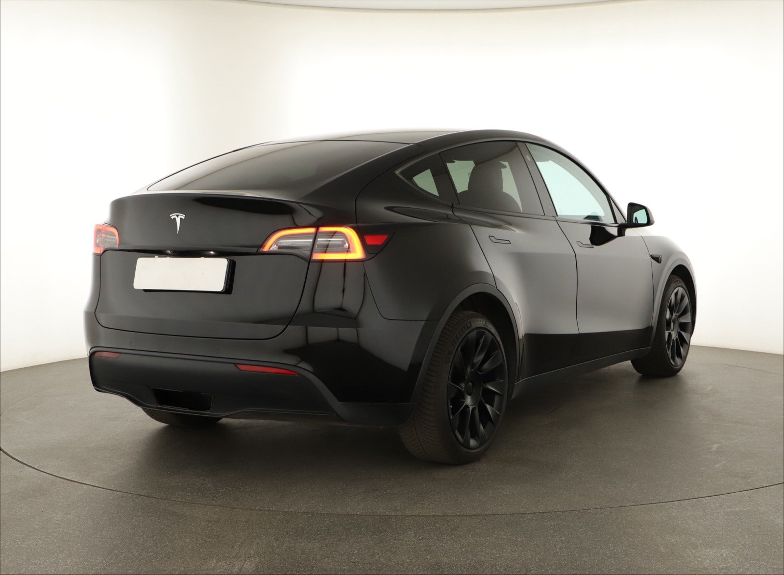 Tesla Model Y - 2022