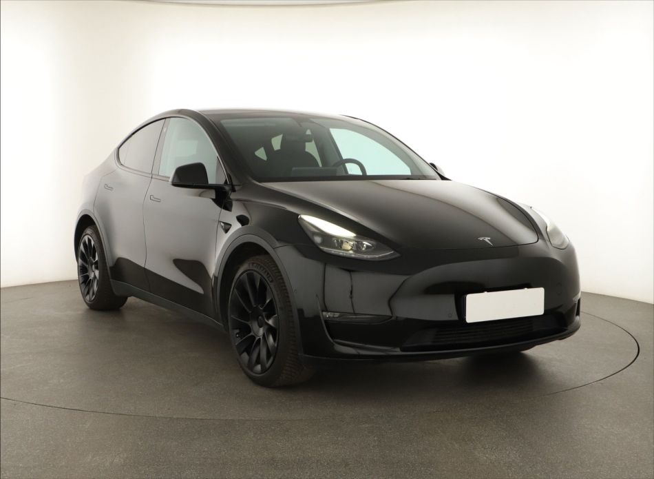 Tesla Model Y - 2022