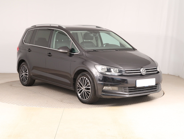 Volkswagen Touran 2021