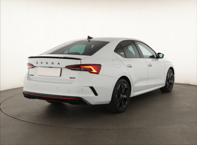 Škoda Octavia - 2025