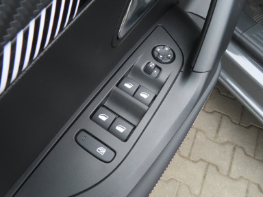 Peugeot 2008 - 2024